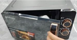 Horno Microondas Inteligente Hoffmans de 20L, 700W, Acabado Negro Espejo, Control Digital, Venta al por Mayor para <span class=keywords><strong>el</strong></span> Mercado de Oriente Medio y África - Product Image 3