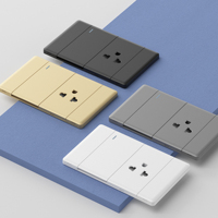 Prise de courant double 3 pôles de conception simple de haute qualité standard américaine pour les prises et interrupteurs électriques en amérique du sud