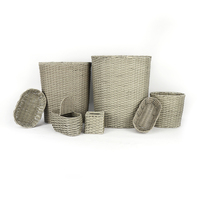 Lot de 9 paniers à linge ovales en rotin PE tissé avec couvercle en métal pour salle de bain Vente en gros personnalisé Extra Large