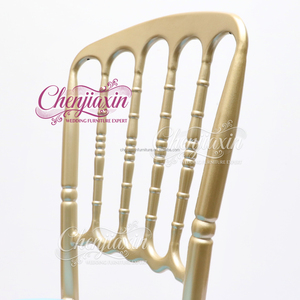 <span class=keywords><strong>Sillas</strong></span> <span class=keywords><strong>de</strong></span> banquete Napoleón <span class=keywords><strong>de</strong></span> metal y aluminio dorado para eventos, alquiler al por mayor <span class=keywords><strong>de</strong></span> muebles usados para hoteles, bodas y fiestas infantiles. - Product Image 4