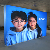 Équipement publicitaire pour 30 acheteurs : Écran LED avec support en aluminium, source de rétroéclairage mural pour stand d'exposition commerciale