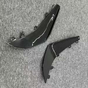 Ailes de Canards de pare-chocs avant en Fiber de carbone Z06 de livraison rapide de haute qualité pour <span class=keywords><strong>Chevrolet</strong></span> <span class=keywords><strong>Corvette</strong></span> <span class=keywords><strong>C8</strong></span> <span class=keywords><strong>2023</strong></span> + - Product Image 5