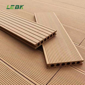 Carrelage étanche à l'humidité Planches <span class=keywords><strong>de</strong></span> <span class=keywords><strong>bois</strong></span> Wpc Plancher <span class=keywords><strong>de</strong></span> terrasse composite extérieur <span class=keywords><strong>3m</strong></span> 4m Carreaux <span class=keywords><strong>de</strong></span> terrasse pour bord <span class=keywords><strong>de</strong></span> piscine extérieure - Product Image 4