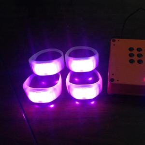 パーティーシティイベントグローdmxライトアップラジオリモコンLEDブレスレット - Product Image 2