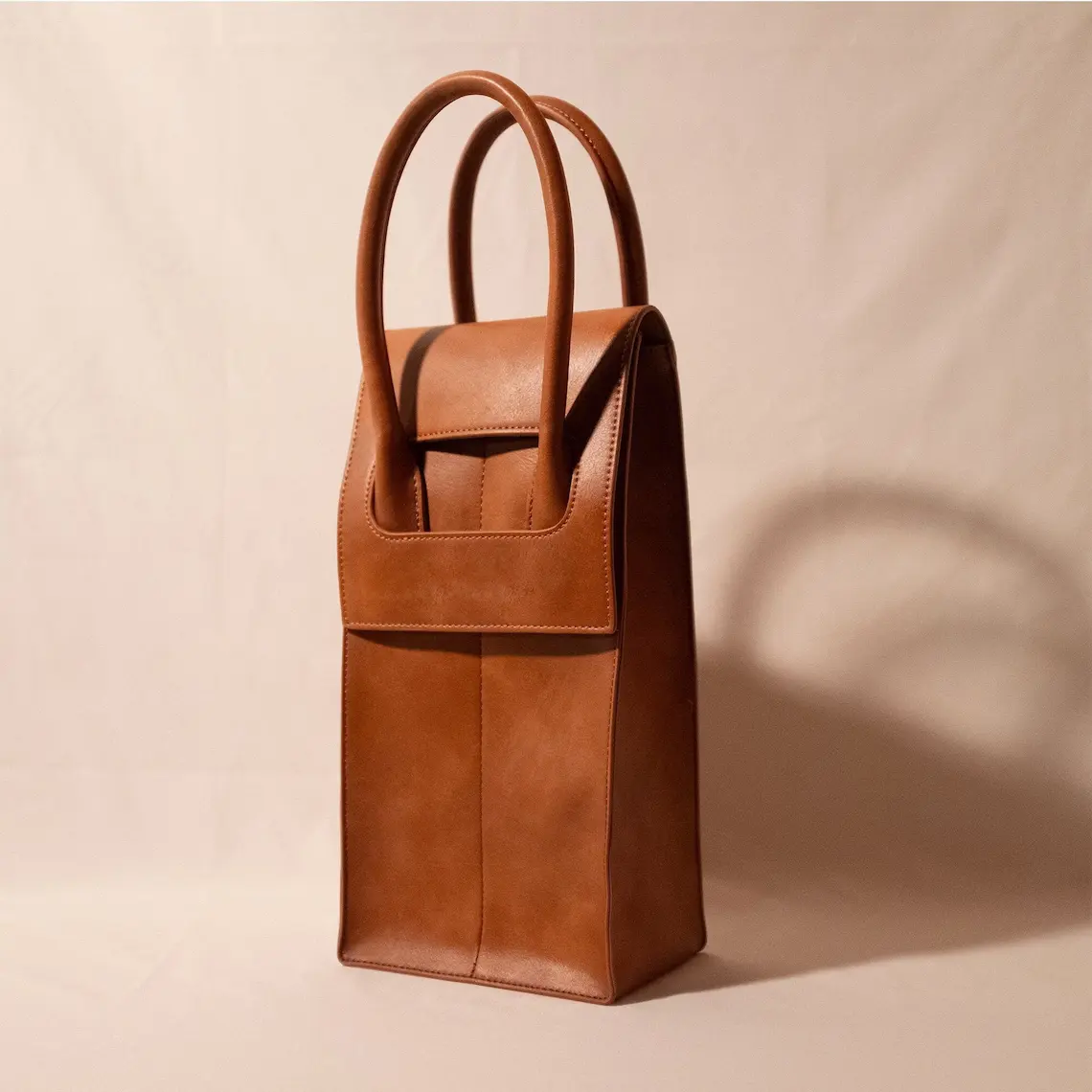 Logo personnalisé deux bouteilles de vin fourre-tout sac de transport en cuir végétalien daim souple intérieur pochette de support avec séparateur pour le voyage