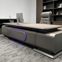 Bureau d'ordinateur de luxe en bois massif peu encombrant en forme de L avec tiroirs de rangement et bordure en PVC pour