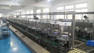 El ücretsiz hiçbir dokunmatik su soğutucu dağıtıcı şişe doldurma makinesi okul için - Product Image 5