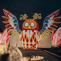 Chevaux en bois personnalisés pour parcs d'attractions de grande envergure, décorations de Noël extérieures, lumières colorées, étanches IP65, structure en acier alliage d'aluminium