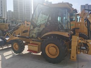 Cargador Frontal Caterpillar 420F Usado en Buenas Condiciones, Modelo 2023, Motor Cummins, Potencia de 75KW - Product Image 6