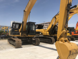 Excavadora Usada Caterpillar 330D2 de 30 Toneladas, Modelo 2023, Cucharón de 1.56M, Motor de 156 kW, Componente Principal para Inspección por Video - Product Image 4