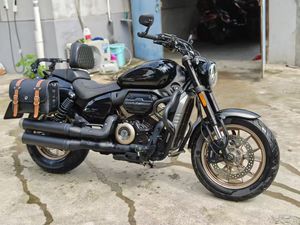 VOGE CU250 มอเตอร์ไซค์ครุยเซอร์มือสอง 250 ซีซี เครื่องยนต์วีทวิน ระบายความร้อนด้วยน้ำ เกียร์ธรรมดา ไมล์น้อย พร้อมระบบ ABS และ TCS - Product Image 2
