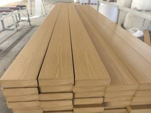 <span class=keywords><strong>Planche</strong></span> en plastique HDPE et <span class=keywords><strong>planche</strong></span> en <span class=keywords><strong>bois</strong></span> plastique recyclé. Solution extérieure durable et personnalisable pour terrasses, jardinières et meubles. - Product Image 3