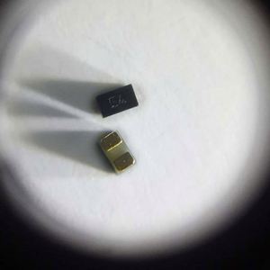 new&original ESDQR24V0B 0402 1005 Diodes ESD Diodes 36V 9.8pF Bidirectional - Product Image 1