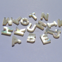 Perles en nacre naturelle en forme de lettres de l'alphabet en vrac, breloques coquillages pour la fabrication de bijoux DIY