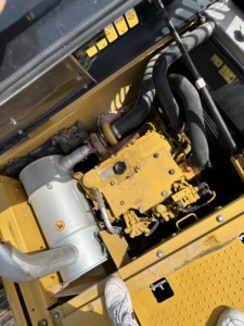 Excavadora Caterpillar 315D2 usada bien acondicionada a la venta centrada en el motor de bomba de motor de componentes básicos - Product Image 6
