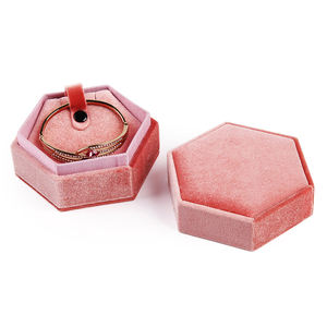 Vente chaude hexagonale velours boîte à bagues usine multicolore spot en gros velours proposition de mode diamant boîte à bagues boîte à bijoux - Product Image 5