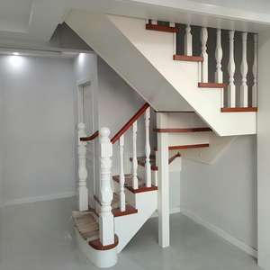 Diseño clásico Balcón Barandillas Interior Escalera <span class=keywords><strong>de</strong></span> <span class=keywords><strong>madera</strong></span> sin terminar Pasamanos Terraza Balaustre <span class=keywords><strong>de</strong></span> <span class=keywords><strong>madera</strong></span> - Product Image 2