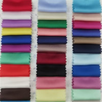 Tissu satiné 100% polyester, brillant, lisse, léger, antistatique, uni, pour la décoration intérieure, technique de tissage en stock, prix
