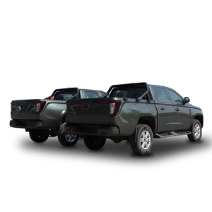 รถกระบะ HOWO 4x4 เครื่องยนต์ดีเซล แรงบิด 500-1000 นิวตันเมตร สำหรับงานหนัก ขับเคลื่อนบนพื้นที่ขรุขระ เหมาะสำหรับงานและขนส่ง - Product Image 4