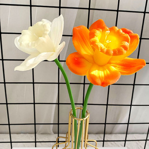 Narcisse artificiel en plastique de luxe, sensation premium, pour la décoration du salon et <span class=keywords><strong>les</strong></span> mariages - Product Image 4