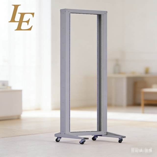 Heavy Duty IEC297-2 Compliant 42U Open Frame Server Rack 19 Inch 4 Post Casters Floor Standing Custom SPCC Cold Rolled 200kg