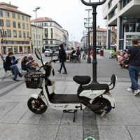 Vélo électrique de ville à batterie au plomb-acide électronique 48V 350W, scooter électrique, cadre en acier de 14 pouces, pneu à vide, 2 places pour adultes