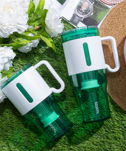 Gobelet à boisson de voyage en plastique réutilisable de grande capacité sans BPA - Product Image 5