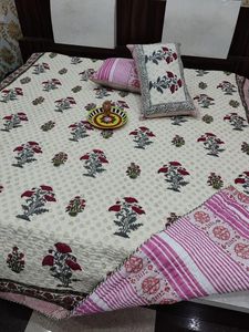 Handmade Floral Cotton Quilt Bedspread Reversible Double Bed <b>Comforter</b> <b>Set</b> with Matching Pillow Covers - Product Image 2