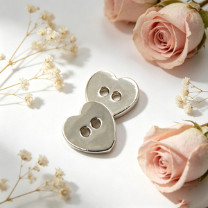 Shiny Silver Heart Shape <b>Buttons</b> Two Holes Sewing Fastener <b>Buttons</b> For Dress Shirt Clothes Decoration - Product Image 1