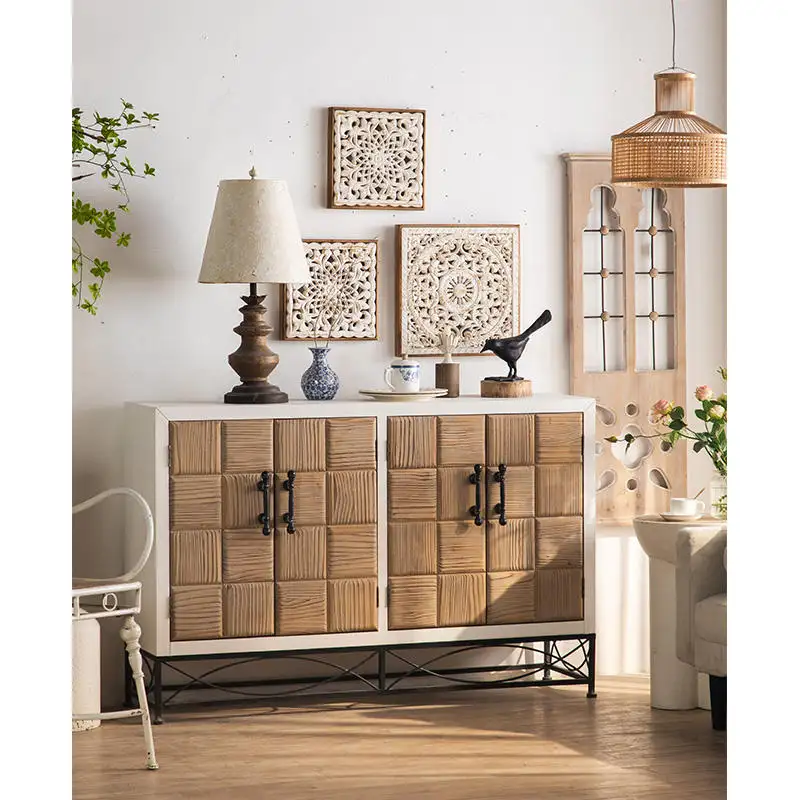 Nordic Home Furniture Farmhouse Style Retro Living Room Cabinet Madeira maciça Móveis antigos com 2 portas de escultura