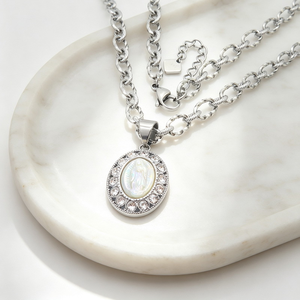 Collier pendentif ovale en acier titane avec chaîne en O et camée en nacre cubique pour femme, style vintage, luxe léger, vente chaude - Product Image 4