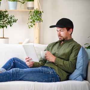 Gorro de Terapia de Luz Infrarroja LED Portátil y Económico con Longitud de Onda Personalizable para Salón o Clínica, con Empaque - Product Image 5