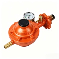 Régulateur de pression GPL commercial avec manomètre et coupure de surcharge, débit max. 2,0 m³/h, raccord rapide à barbette 1/2 pouce, compatible OEM