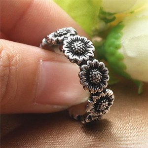 yunnique Flower <b>Ring</b> Tibetan Silver Women's Retro Style Gift Jewelry - Product Image 3