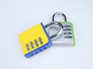 XMM 8072L <span class=keywords><strong>cadenas</strong></span> à combinaison à grand cadran avec mot de passe GYM 4 codes, <span class=keywords><strong>cadenas</strong></span> de sécurité pour le sport et la remise en forme, avec approvisionnement en usine, différentes couleurs - Product Image 6