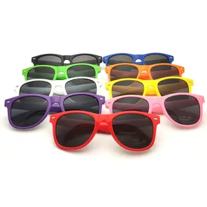 AI-MICH Usine pas Cher Prix Unisexe Polarisées UV400 Lunettes Promotionnelles Durables En Plein Air Lunettes <span class=keywords><strong>De</strong></span> <span class=keywords><strong>Soleil</strong></span> Personnalisées Avec Logo Imprimé - Product Image 1