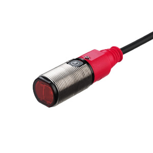 Capteur de réflexion diffuse Leuze ET328.34P PNP 18x46mm avec LED rouge, capteur optique à câble - Product Image 4