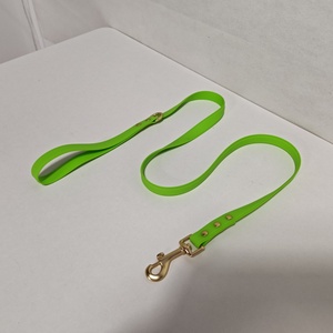 Großhandel <span class=keywords><strong>PVC</strong></span> Hunde halsband und Leine Set Wasserdichte rutsch feste Hunde leine Hunde zubehör - Product Image 5