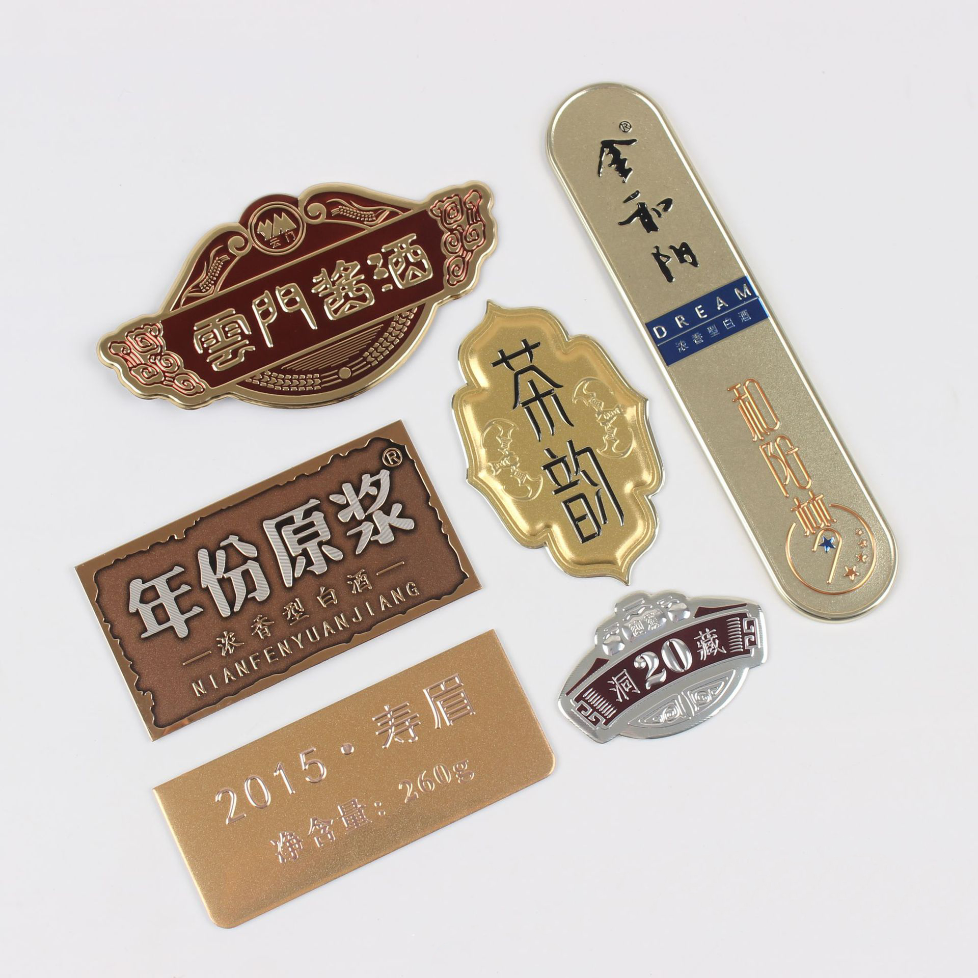3D Metallic Embossed Metal Sticker Custom Logo Gold Waterproof Soft Sticker Label Strong Glue for Candle Craft Customized Size