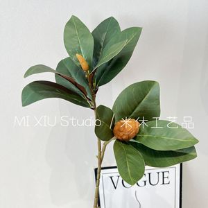 ใบแมกโนเลียประดิษฐ์สีน้ำตาลและสีเขียวแบบก้านเดี่ยวจาก Mishu Crafts สำหรับตกแต่งงานแต่งงานและบ้าน - Product Image 4