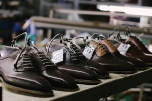 Chaussures plates <span class=keywords><strong>ivoire</strong></span> sur mesure pour hommes pour les fêtes de <span class=keywords><strong>mariage</strong></span> d'automne imperméables et légères - Product Image 5