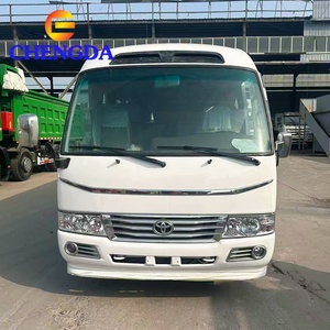 Minibus d'occasion Euro 3/4 à moteur diesel, 23-30 places, pour le <span class=keywords><strong>transport</strong></span> de travailleurs dans les zones minières et les zones éloignées - Product Image 3