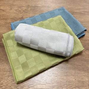 Chiffon <span class=keywords><strong>de</strong></span> nettoyage en microfibre d'écailles <span class=keywords><strong>de</strong></span> poisson bon marché Chiffon <span class=keywords><strong>de</strong></span> nettoyage en microfibre pour le verre - Product Image 3