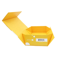 Vente en gros de boîte d'emballage pliable magnétique jaune en carton de luxe avec logo personnalisé