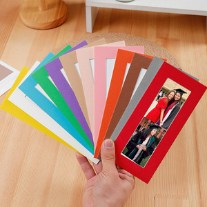 OEM Coloré Clause Mince Caméra Photos <span class=keywords><strong>Carton</strong></span> <span class=keywords><strong>Cadre</strong></span> <span class=keywords><strong>Photo</strong></span> Tenture Murale Mariage Photos <span class=keywords><strong>Cadre</strong></span> - Product Image 1