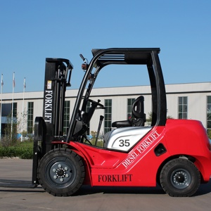 Manipulador de Materiales Motorizado Confiable de 3.5 Toneladas para Uso en Centros Logísticos y de Distribución - Product Image 2