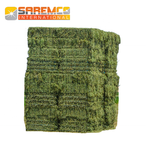 Heno de Alfalfa de alta calidad, balsas de alimentación mezcladas, calidad de exportación para forraje de animales desde Pakistán, calidad estándar coreana - Product Image 1