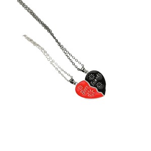Collier pendentif cœur pour meilleurs amis, en alliage de zinc, cadeau pour enfants, bijoux, design magnétique rouge et noir - Product Image 5