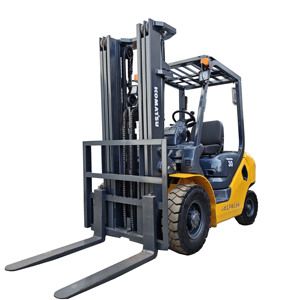 รถยกดีเซล Komatsu 3 ตัน รุ่น Fd30T-17 มือสอง สภาพสมบูรณ์แบบ นำเข้าจากญี่ปุ่นแท้ รถยกฟาร์ม 3 ตัน - Product Image 1