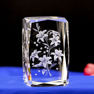 Vente en gros de blocs de verre en cristal K9 poli, vierges, pour gravure laser 3D sur surface en cristal - Product Image 1